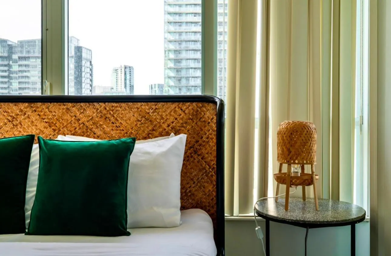 Apartment Spectacular Condo Downtown With A View Toronto Canada
